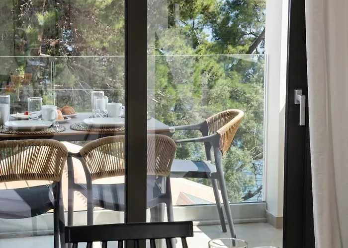 N&g Maisonette Apartament